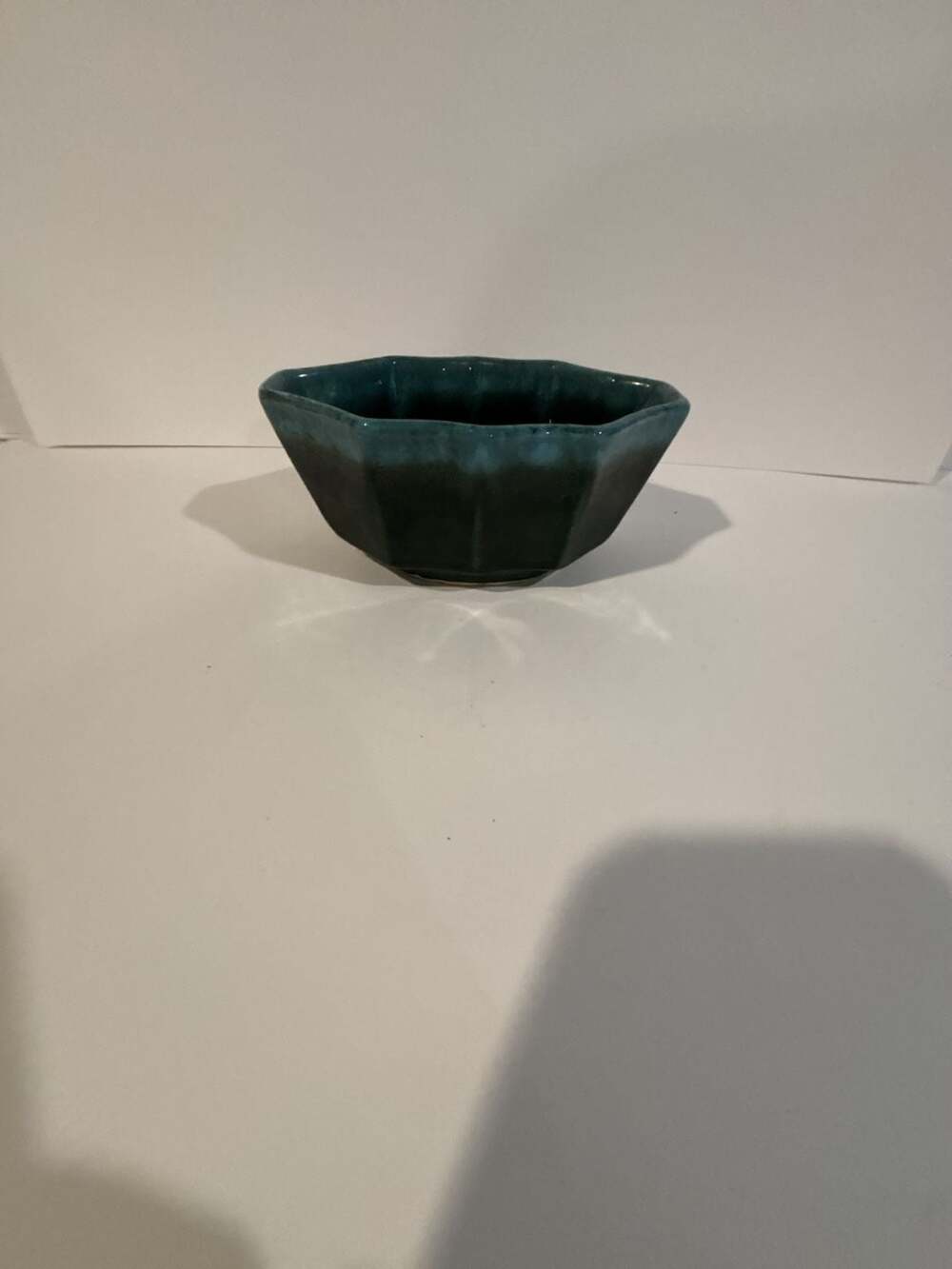 Vintage Emerald Green Hull Planter #447 , Small Bonsai ,ships Safe! Ships Fast!